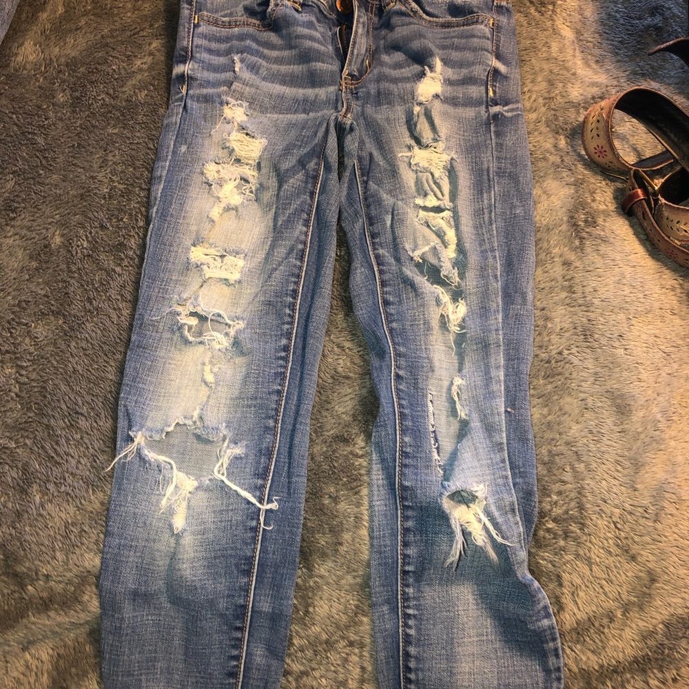AE crop skinny jeans distressed